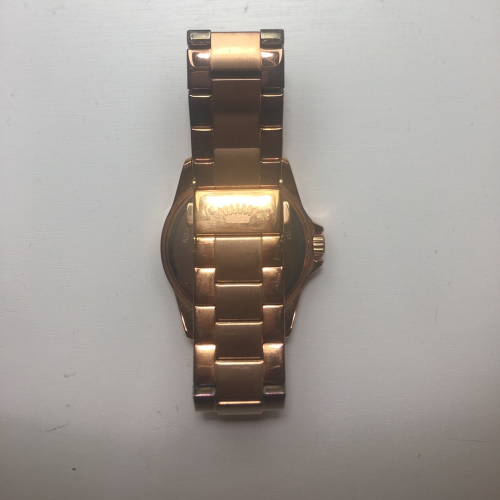 Watch - Picture 2 of 2